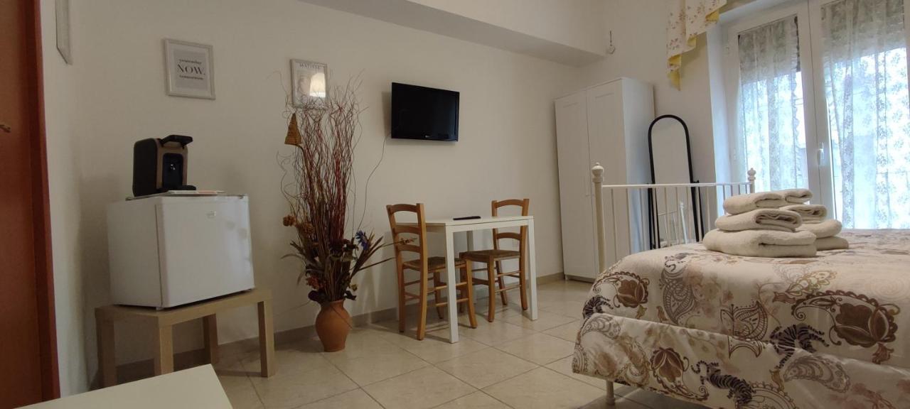 Da Vinci Affittacamere Borgo Taranto Exterior photo