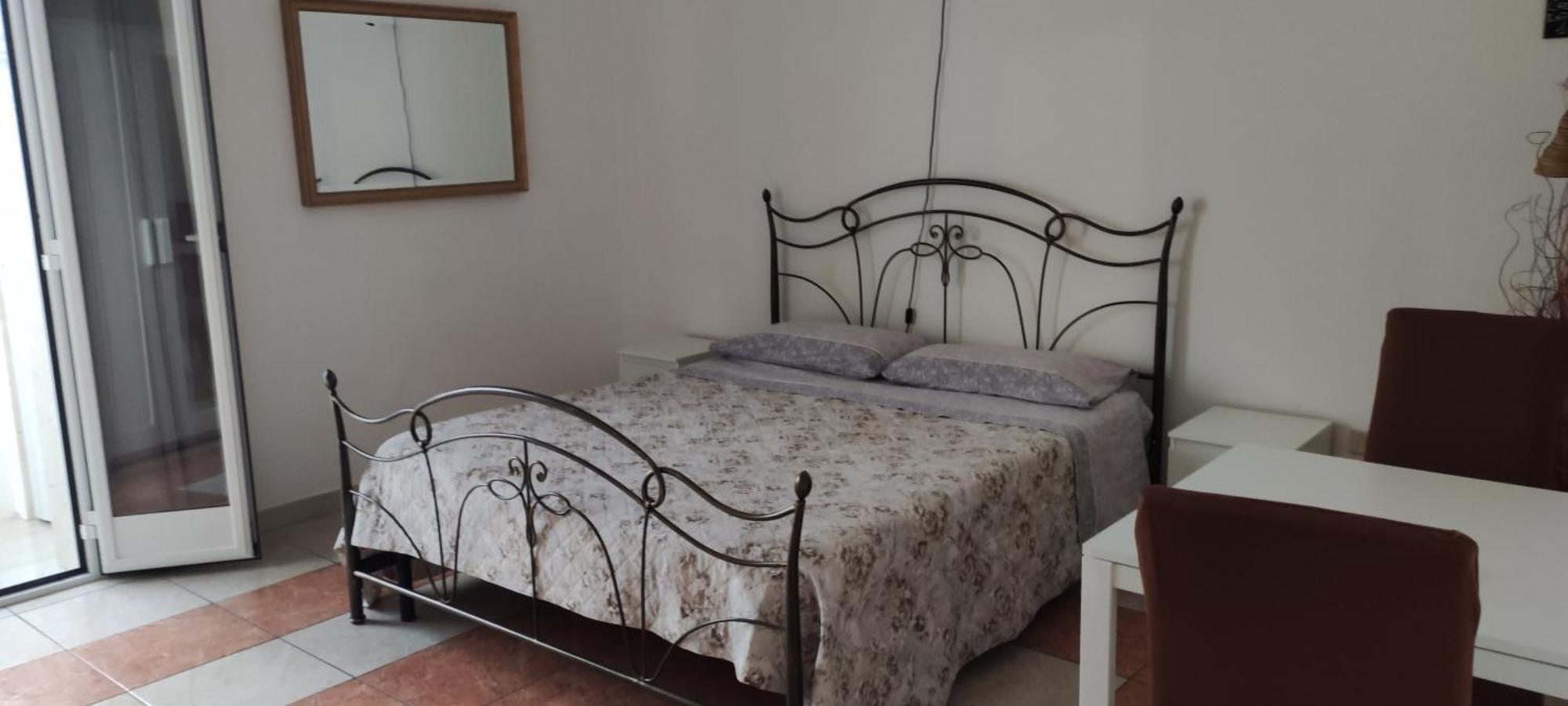 Da Vinci Affittacamere Borgo Taranto Exterior photo